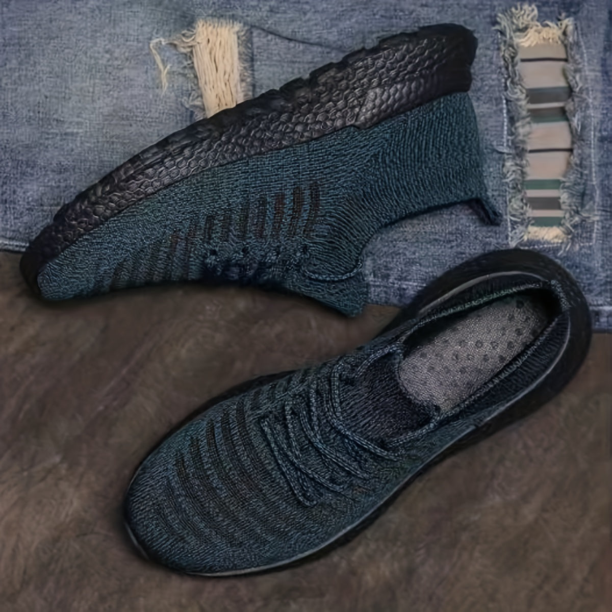Men's Lightweight Slip On Shoes Comfortable Sneakers For Training Jogging