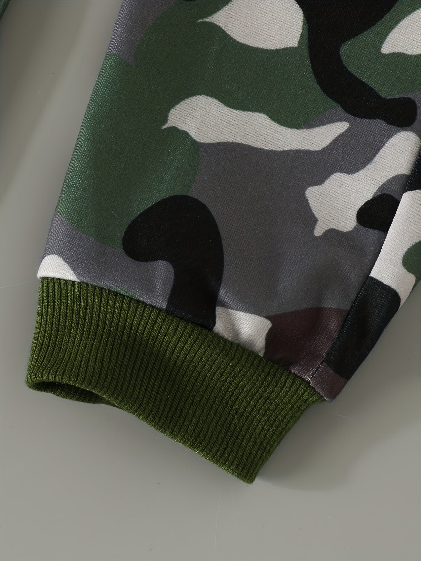 Boy's Camo 2pcs Sweatshirt & Sweatpants Set OFF ROAD Print Top