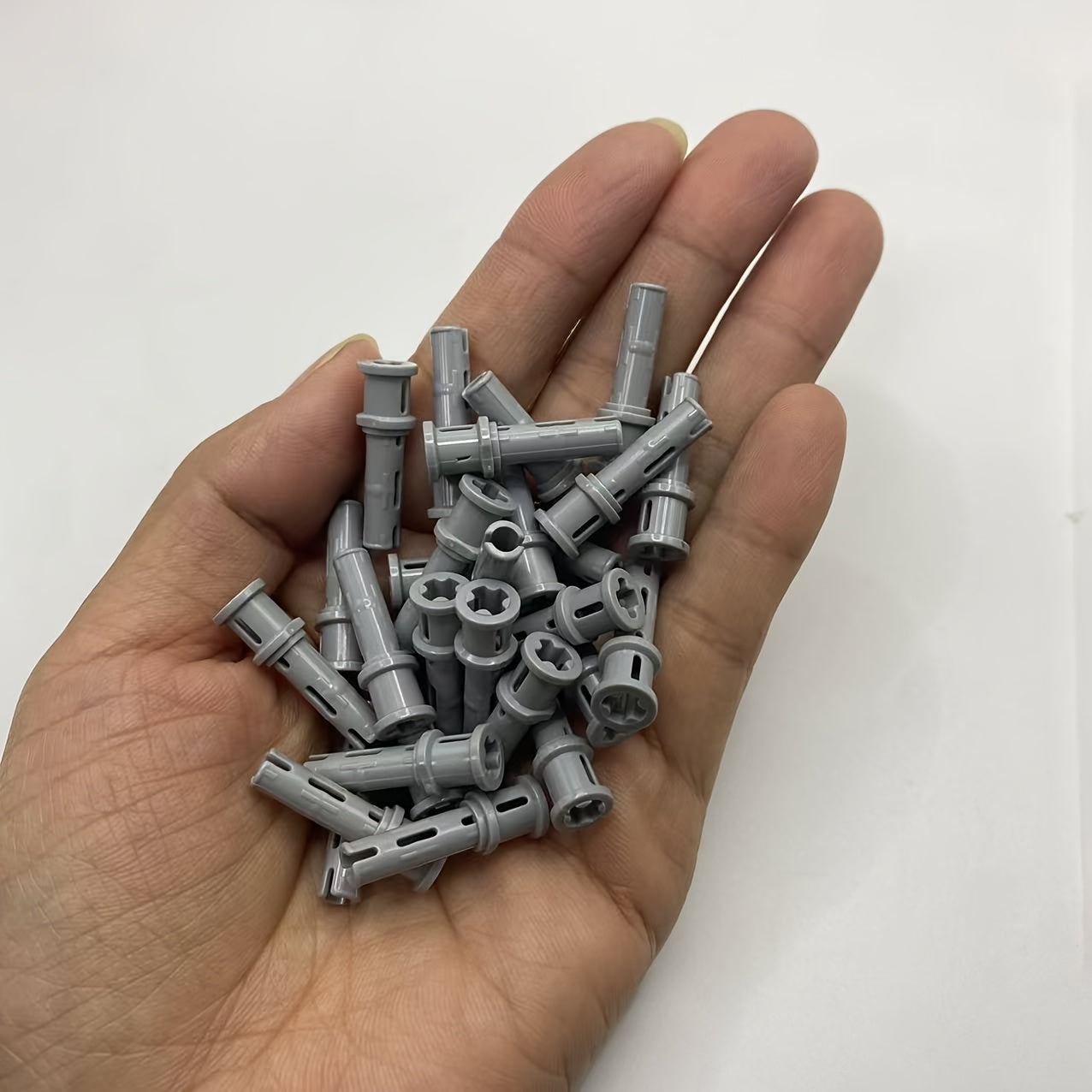 100pcs High Tech Pin Bricks Set DIY Building Blocks