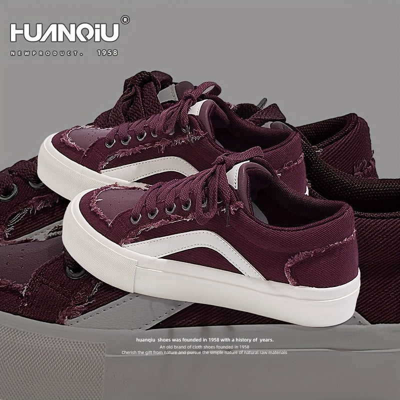 HUANQIU Women's Lace-up Front Skate Shoes Comfy Casual Sneakers