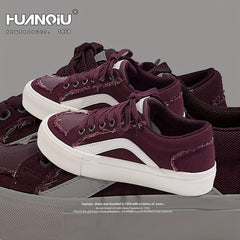 HUANQIU Women's Lace-up Front Skate Shoes Comfy Casual Sneakers