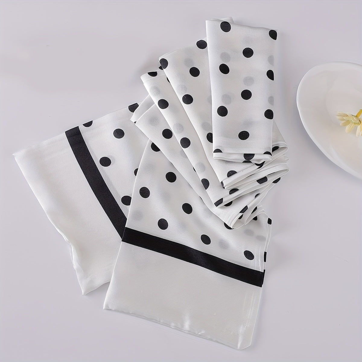Polka Dot Geometric Print Skinny Scarf for Women