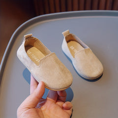 Girls Slip On Shoes Lightweight Non Slip Soft Flat Sole Indoor Outdoor