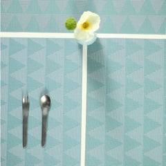 Plastic Placemats Heat Insulation Place Mats for Kitchen Table