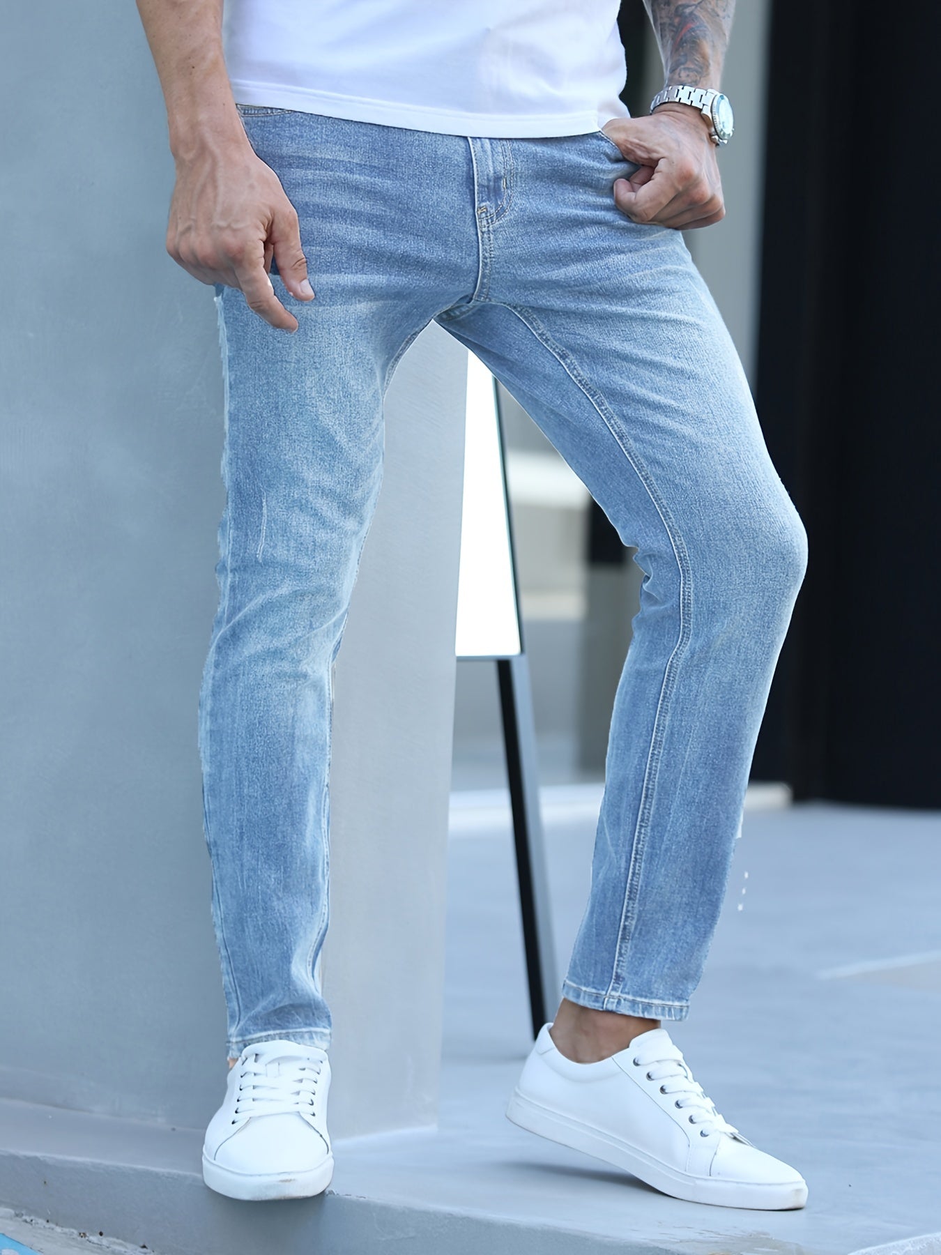 Men's Slim Straight Fit Washed Denim Pants