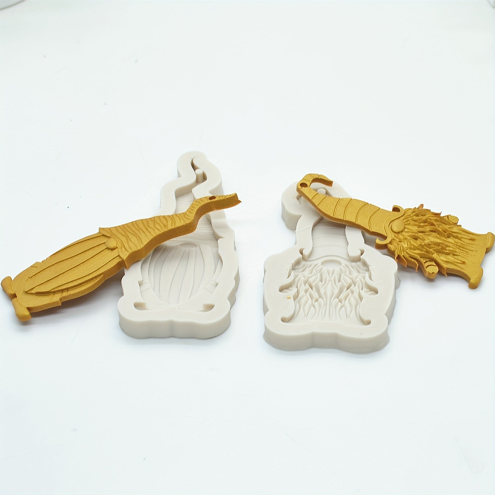 2pc Santa Claus Silicone Molds for Christmas Gnomes Cake
