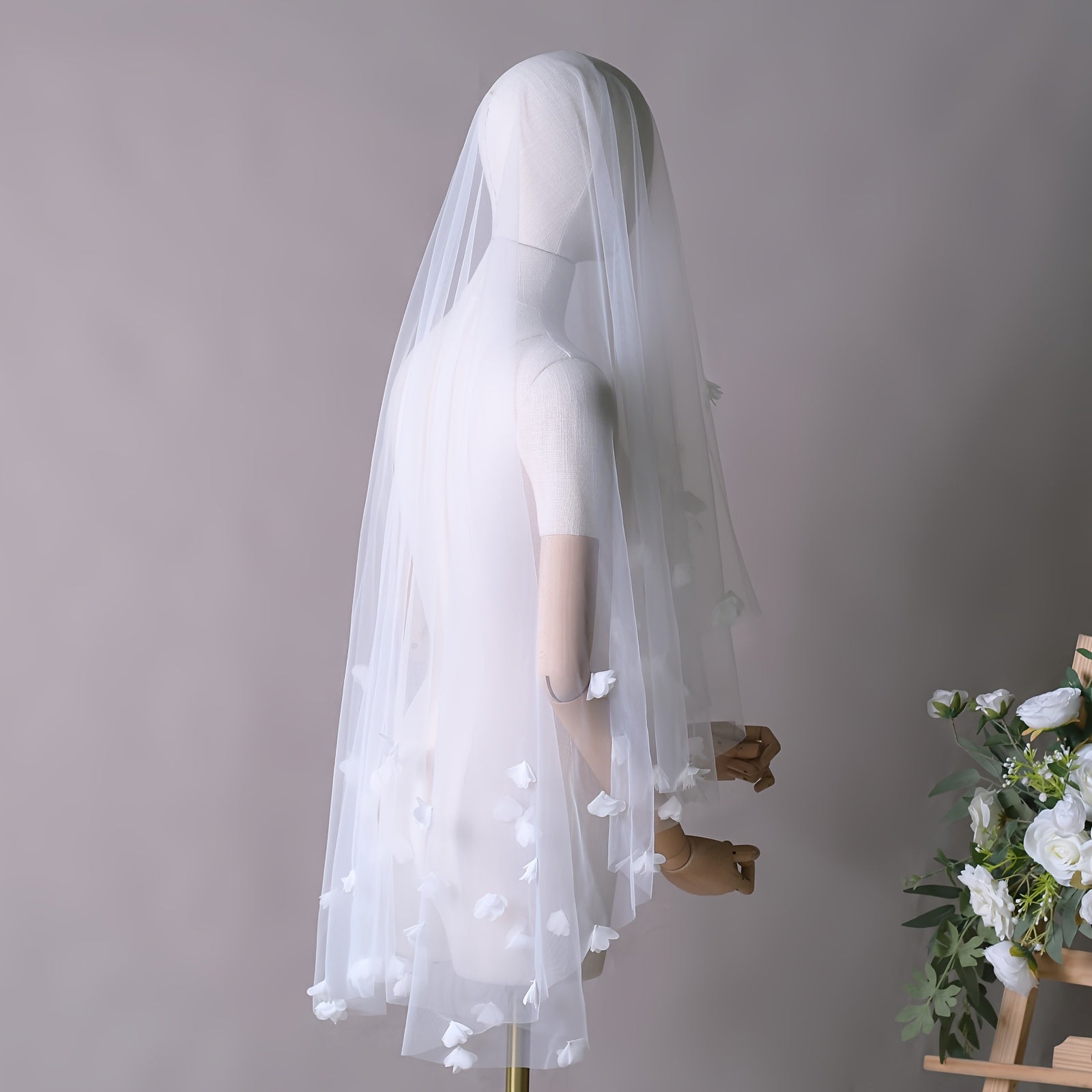 Romantic Floral Bridal Veil Hair Comb Double Layer 3D Flower Nylon