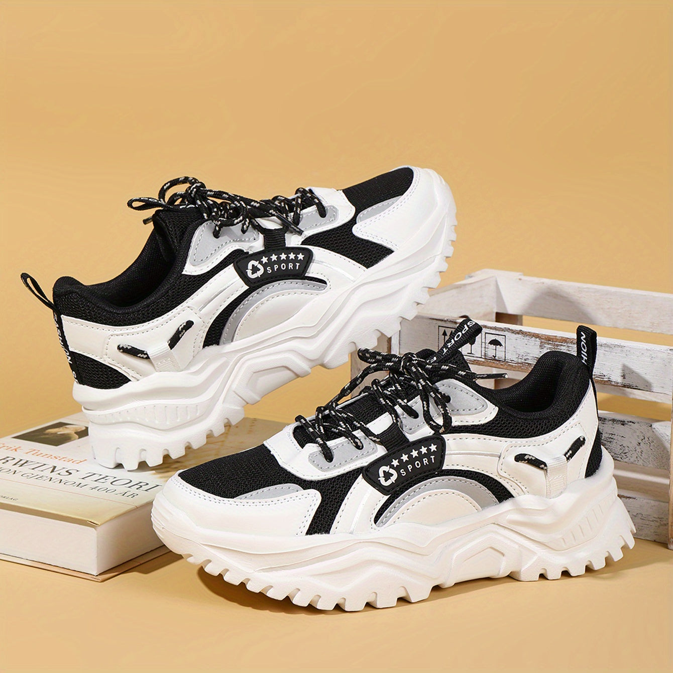 Women's Breathable Mesh Sneakers Low Top Lace Up Shoes