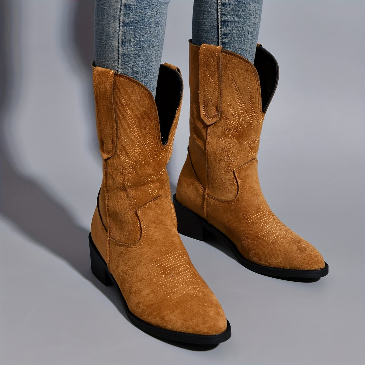 Women's Embroidered Western Boots Slip On Chunky Heel Boots
