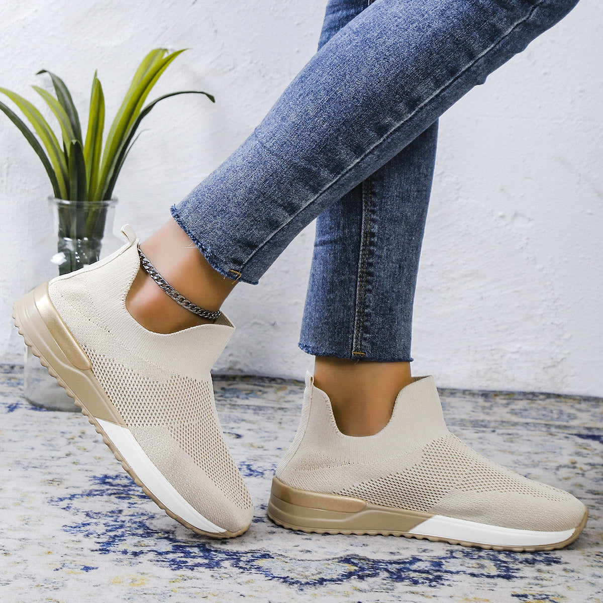 Women's Slip On Flat Shoes Lightweight Low Top Leisure Knit Shoes