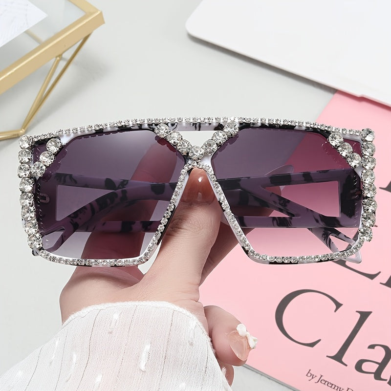 Rhinestone Decor Gradient Sunglasses for Her