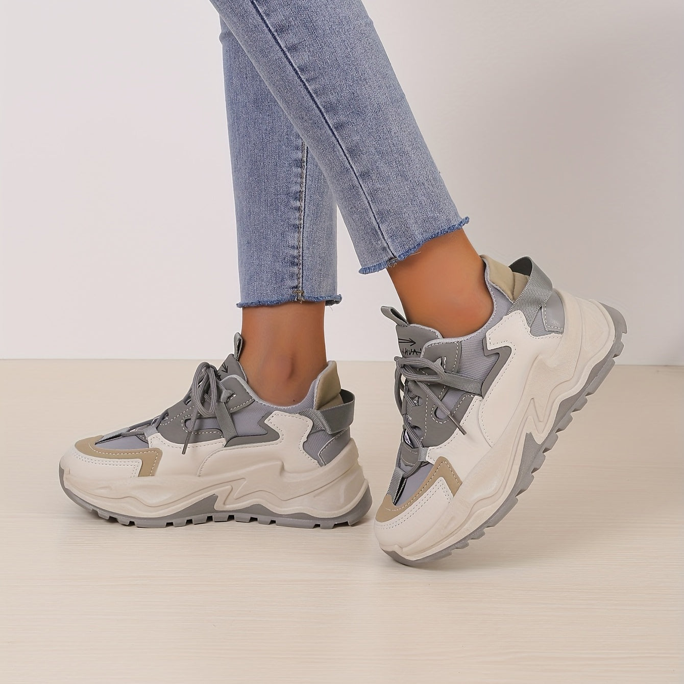 Colorblock Chunky Sneakers Height Increasing Platform Shoes