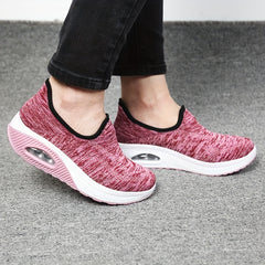 Women's Mesh Slip-On Walking Shoes Air-Cushioned Breathable Sneakers