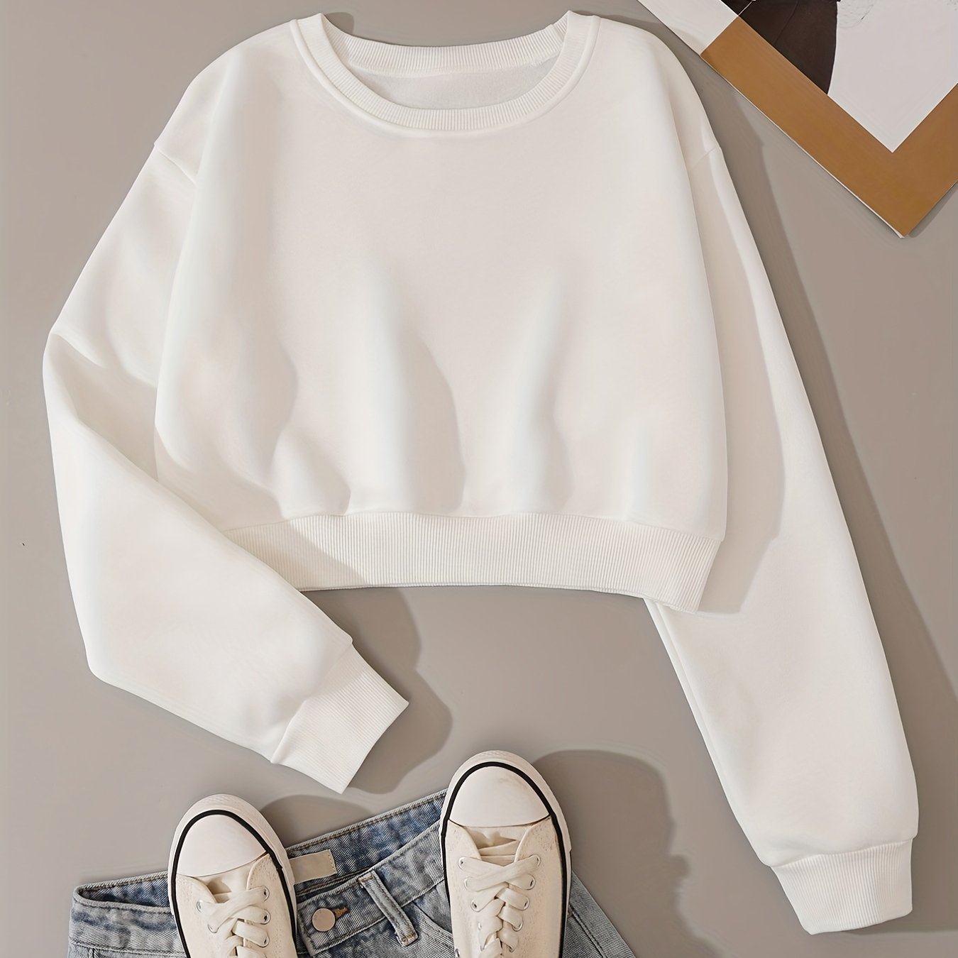 Solid Crop Pullover Sweatshirt Long Sleeve Crew Neck for Spring & Fall