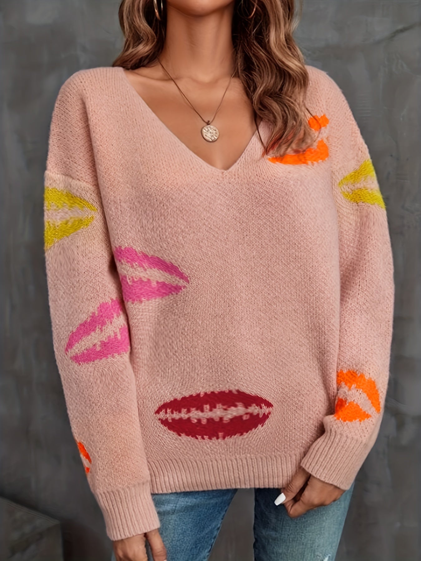 Women's Plus Kiss Print V Neck Sweater