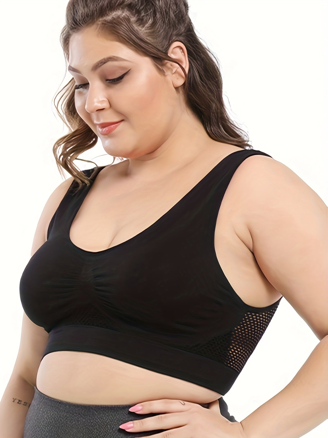 2 Pack Plus Size Seamless Mesh Wireless Sports Bra Set