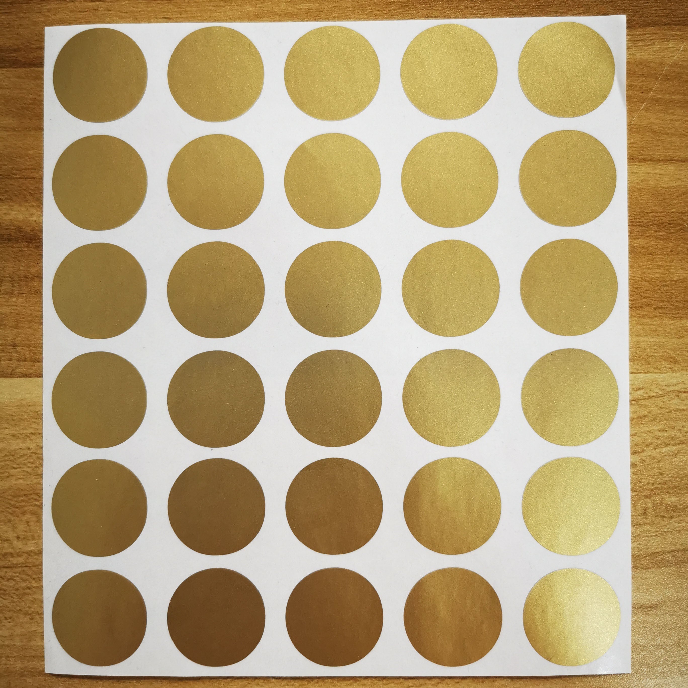 150pcs Round Golden Self-adhesive Scraping Label Stickers for Promotional Events