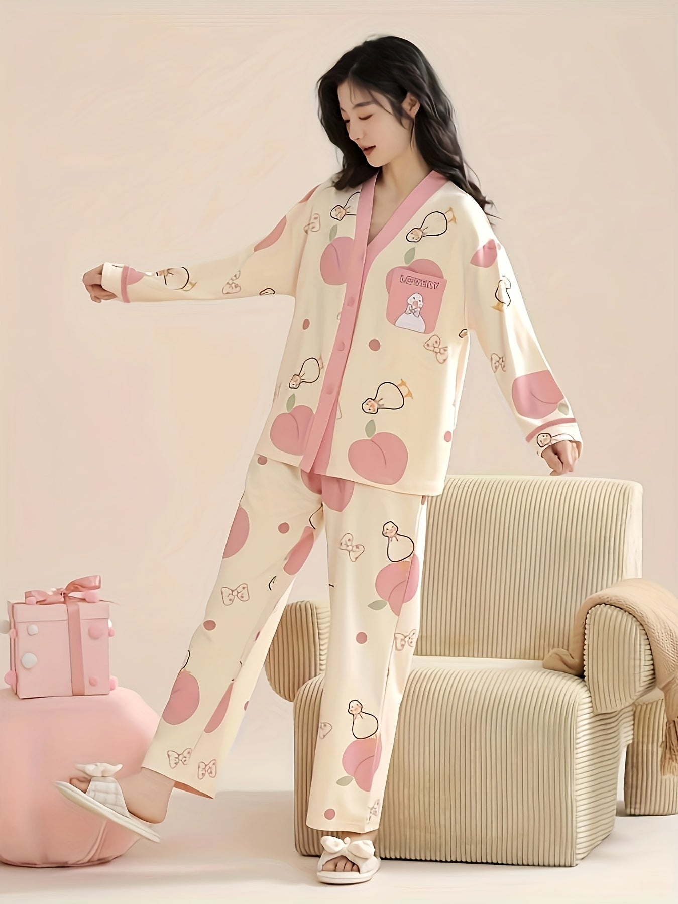 Duck Print Pajama Set Long Sleeve V Neck Top & Pants