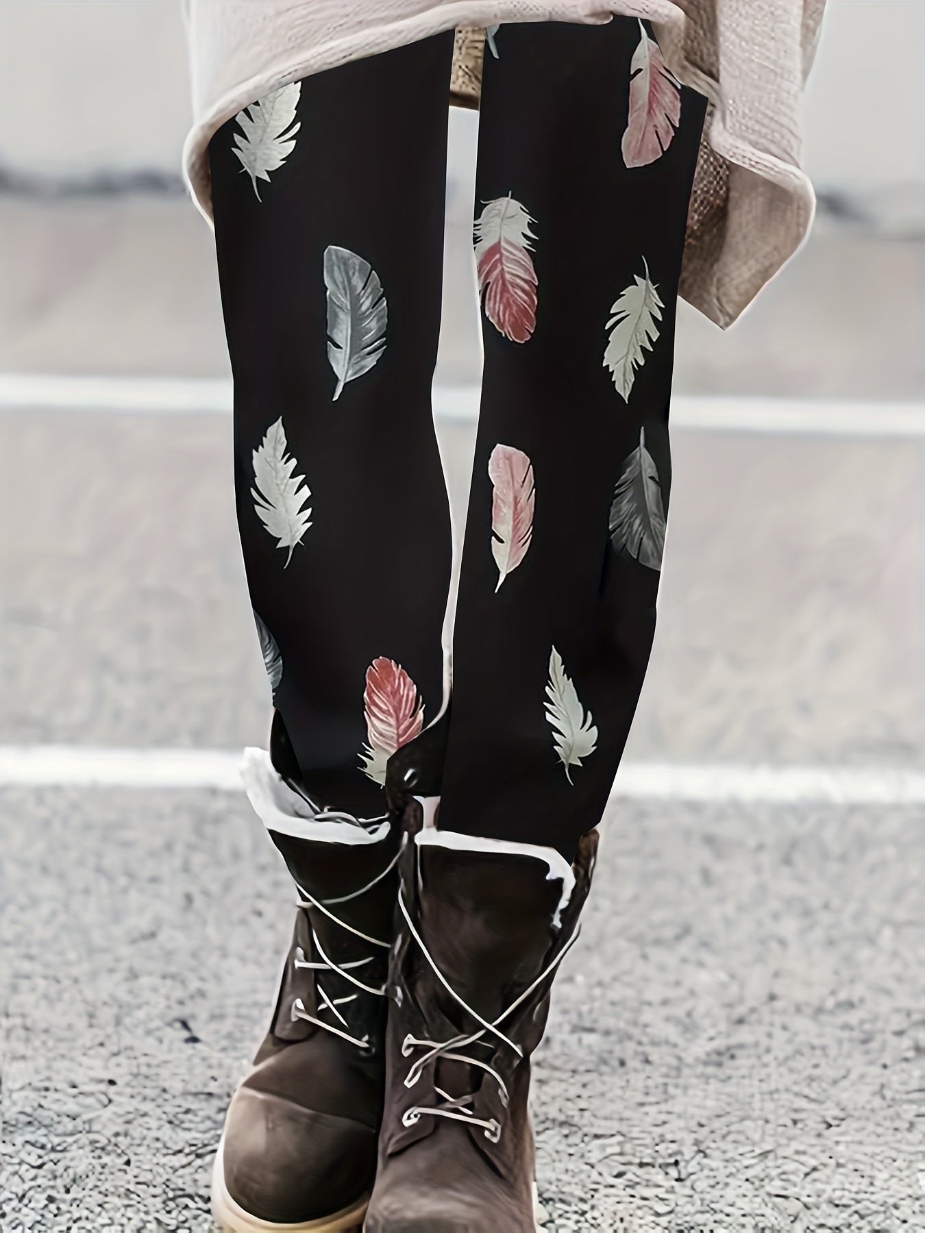 Feather Print High Rise Leggings