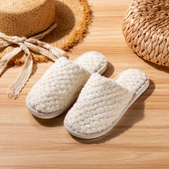 Women's Plush Indoor Slippers Winter Warm & Cozy Flat Shoes