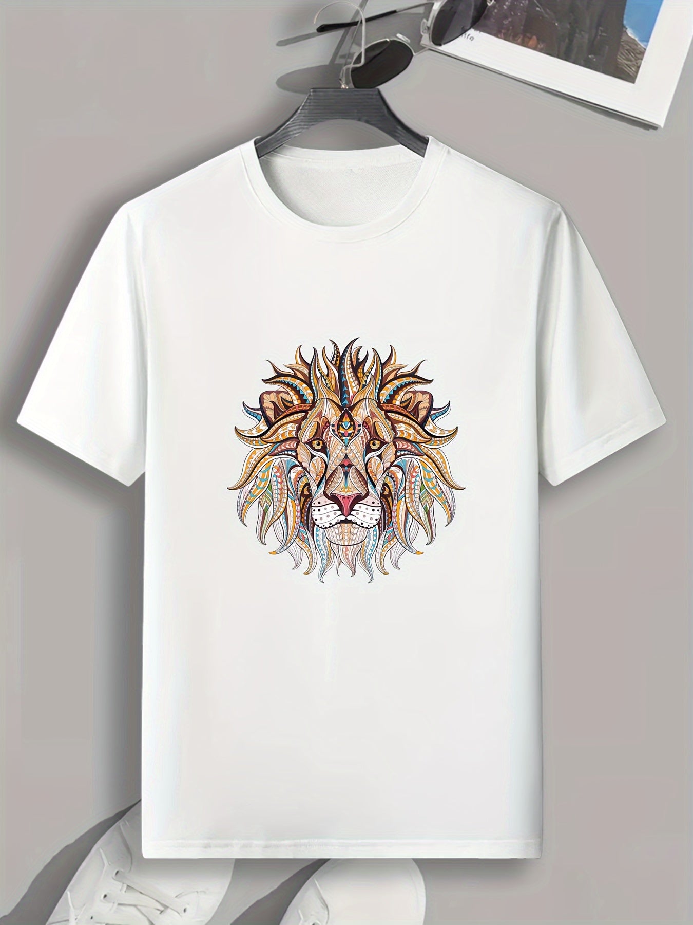 Lion Pattern Print Men's Sports T-shirt - Fitness Clothing for Men