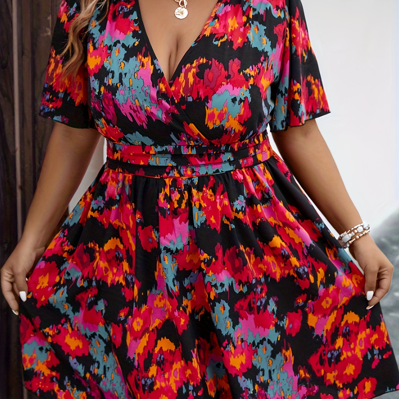Plus Floral Print Butterfly Sleeve Surplice Neck Mini Dress