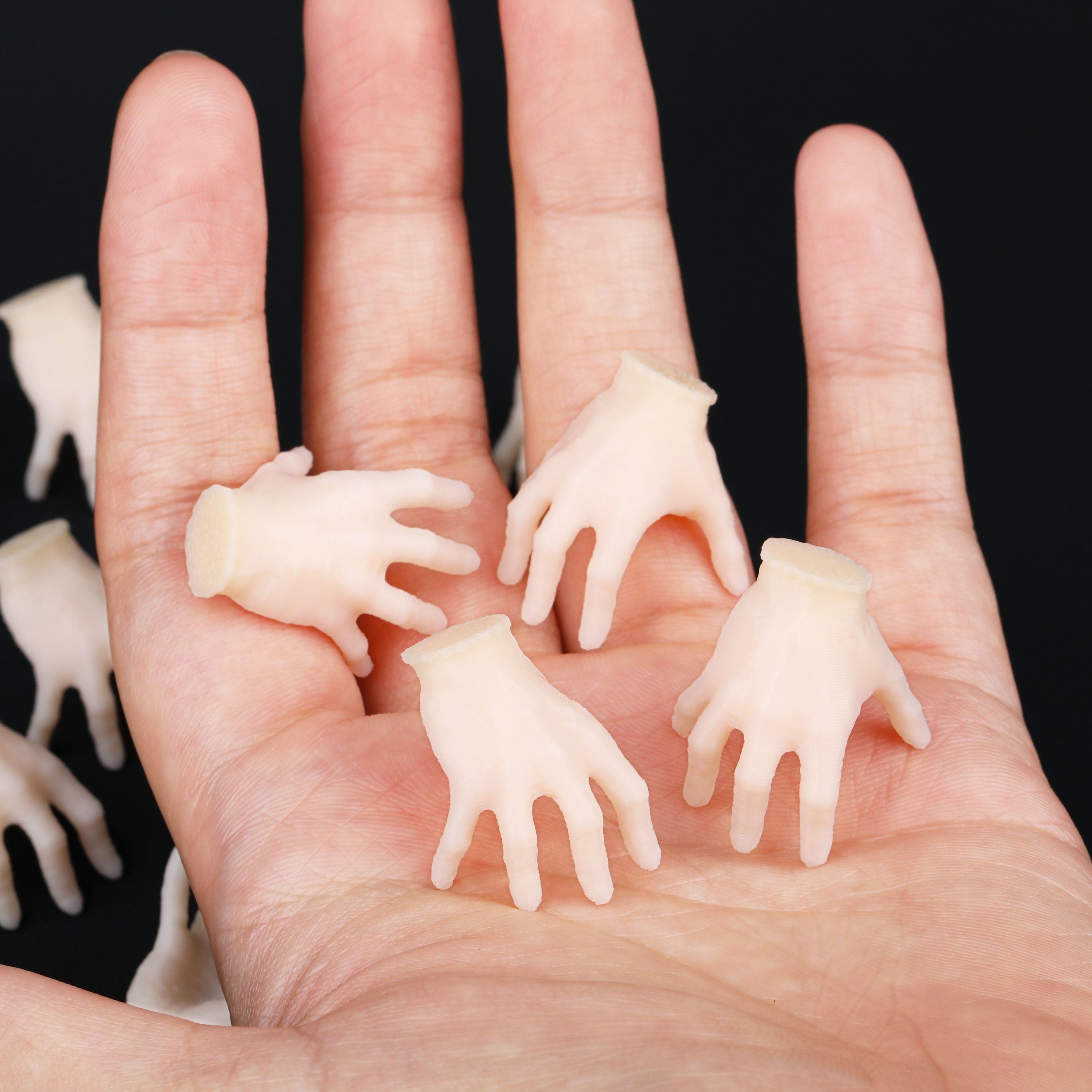 Creepy Mini 15pcs TRPDICES Plastic Hands for Halloween & Birthday Party Decor