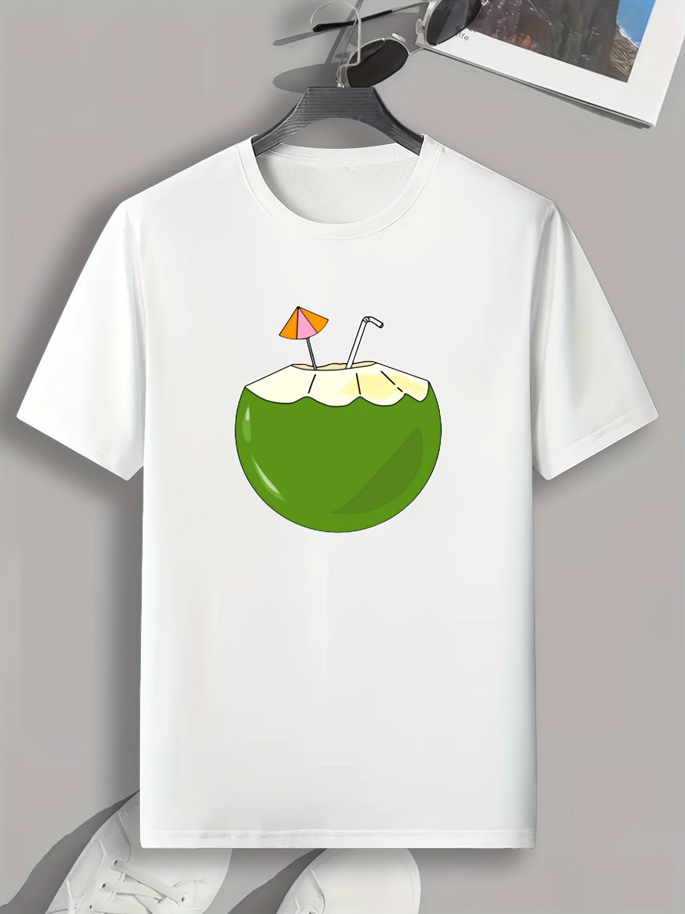 Coconut Juice Print Men's Graphic T-shirt for Summer