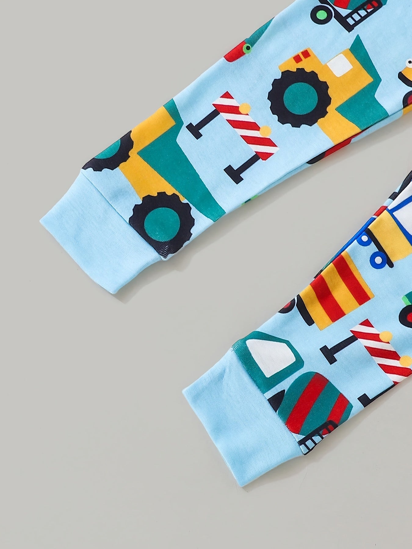 Boys 2pcs Pajamas Long Sleeve Top & Pants Colorful Cartoon Cars Print Set