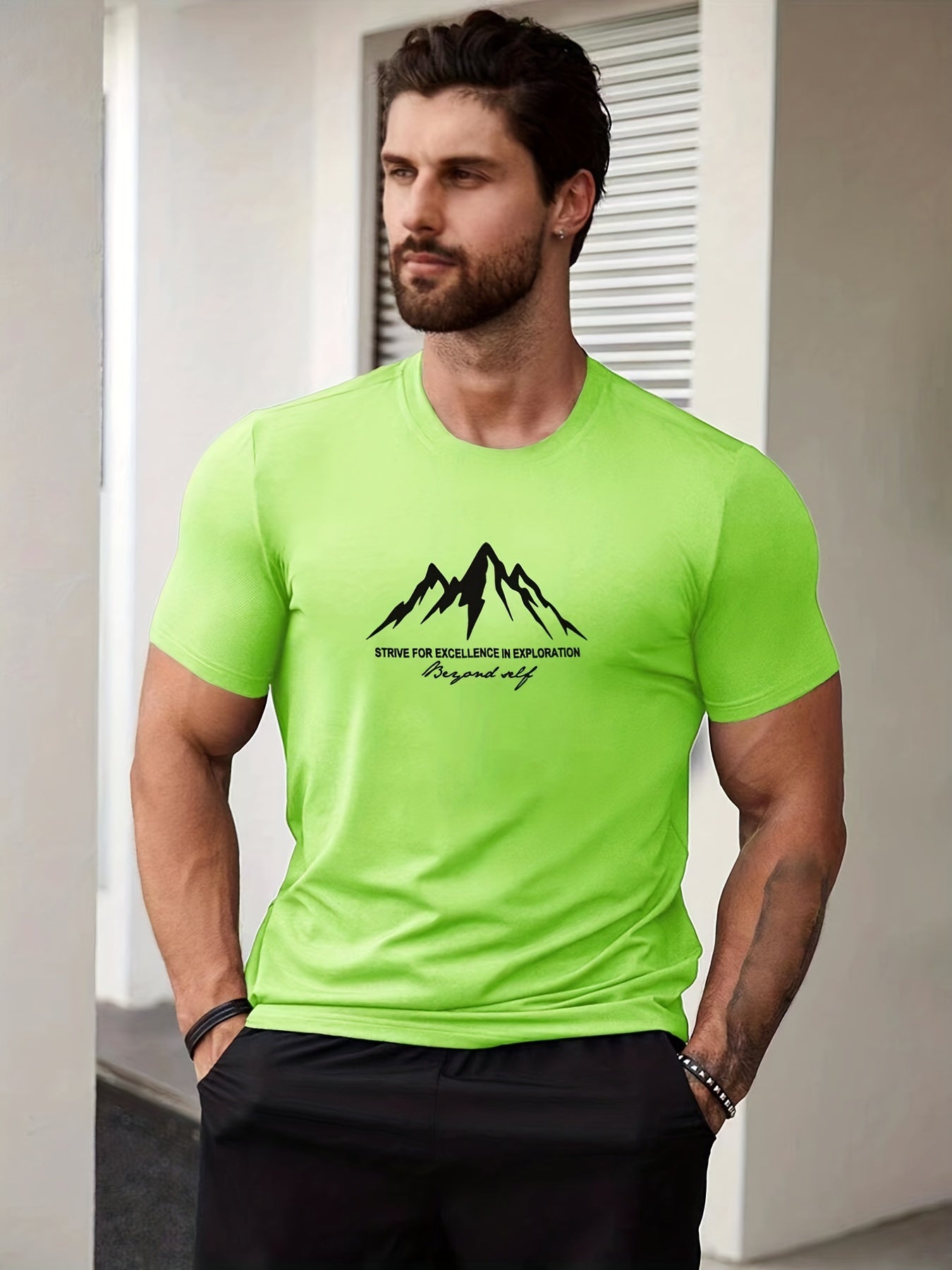 Men's Mountain Graphic T-shirt for Summer Outdoor