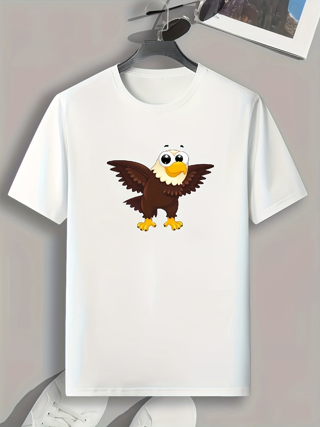 Eagle Print Men's Graphic Tee for Summer