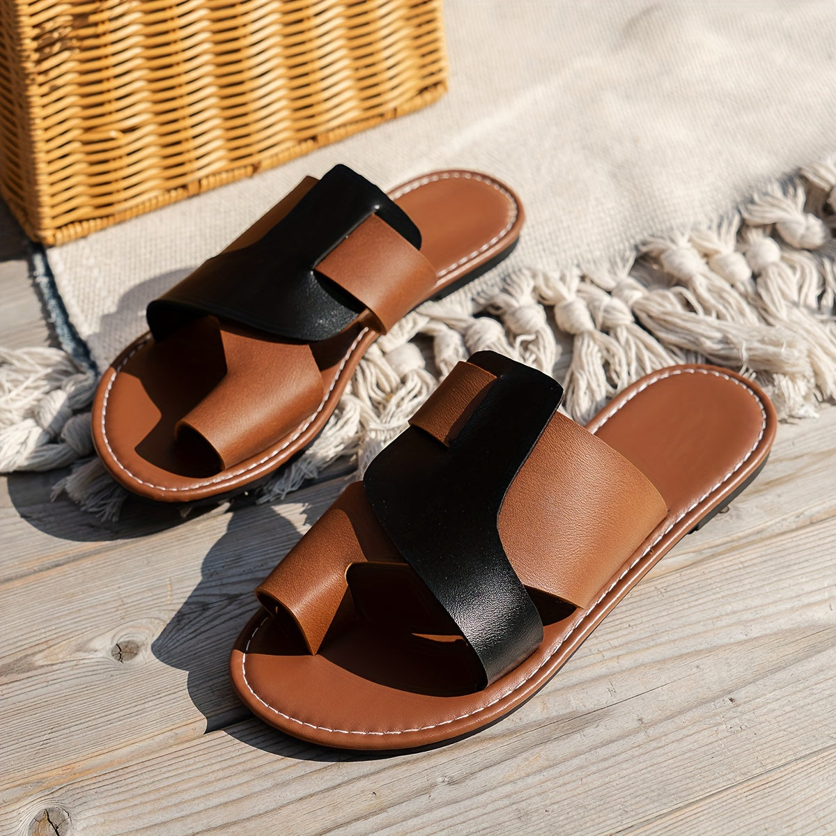 Women's Contrast Slide Sandals Loop Toe Flat Summer Lightweight Beach Shoes