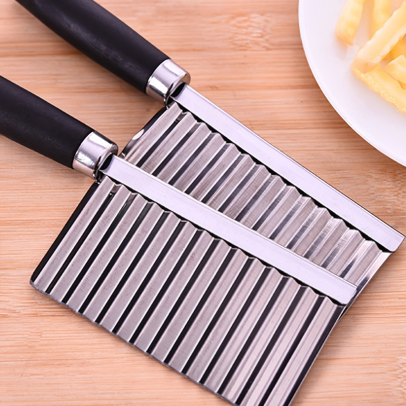 Stainless Steel Wavy Edged Vegetable Slicer & Peeler