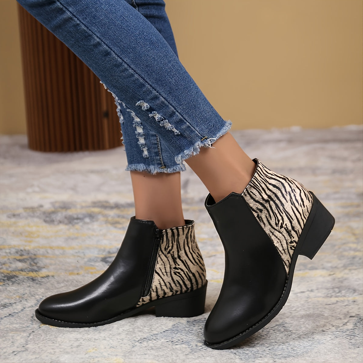 Women's Tiger Print Short Boots Side Zipper Fashionable Boots