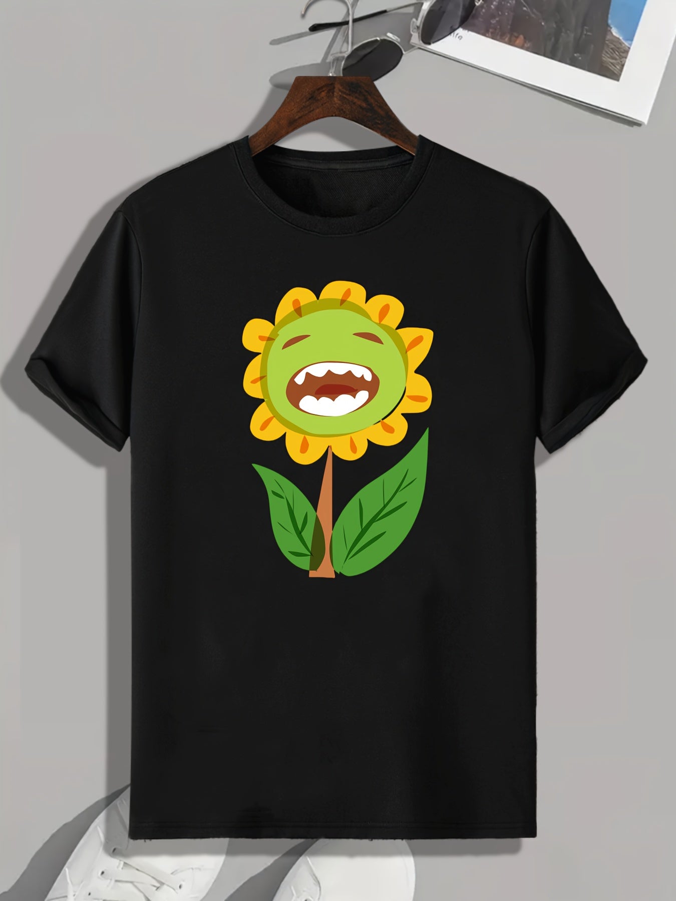 Sunflower Print Men's Graphic T-shirt for Summer