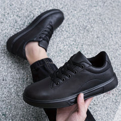 Men's Solid Skate Shoes Comfy Non Slip Casual Lace Up Sneakers