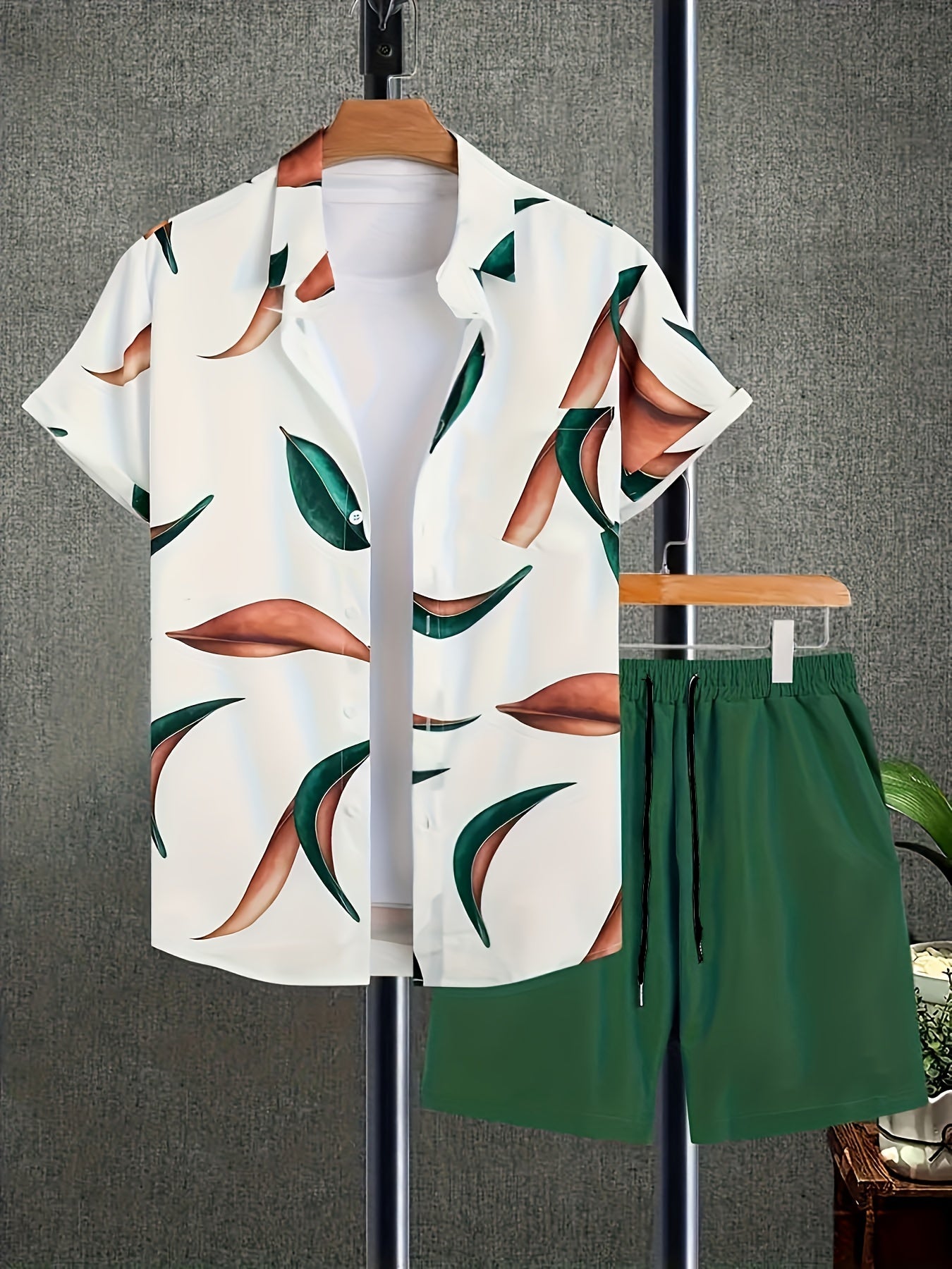 Men's Leaf Print Hawaii T shirt & Beach Shorts Matching Set