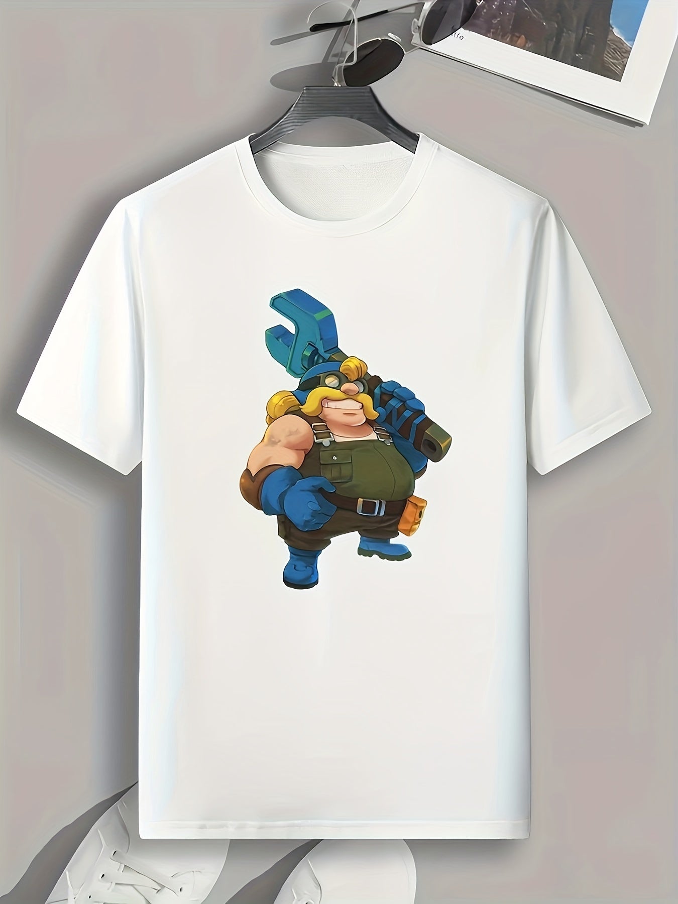 Cartoon Print Men's Graphic T-shirt for Summer