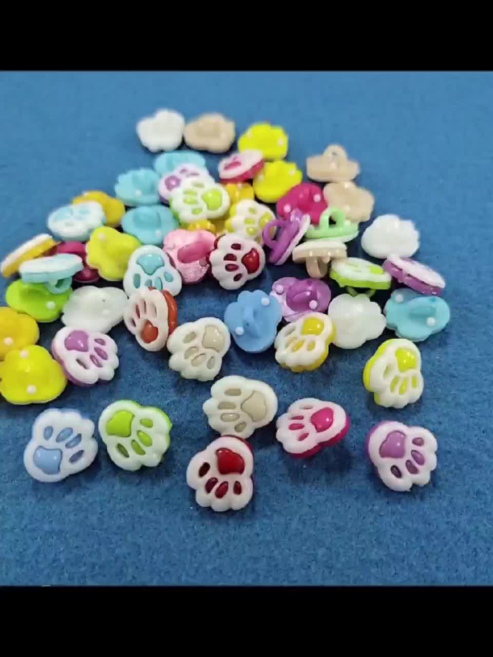 30 Mixed Colors Little Feet Plastic Buttons Sewing DIY Accessories