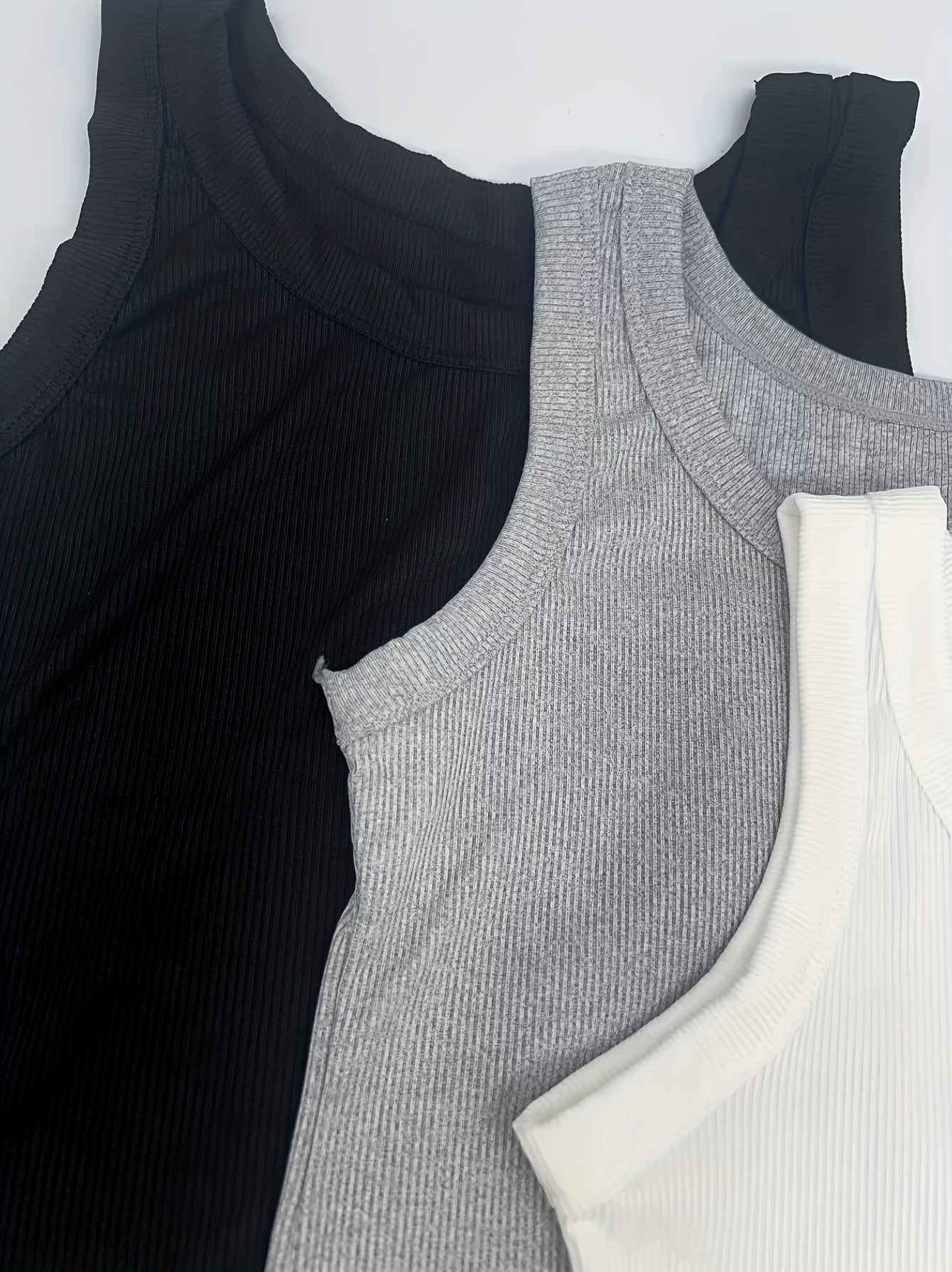 3 Sets Women's Solid Tank Tops Crew Neck Sleeveless Casual Top