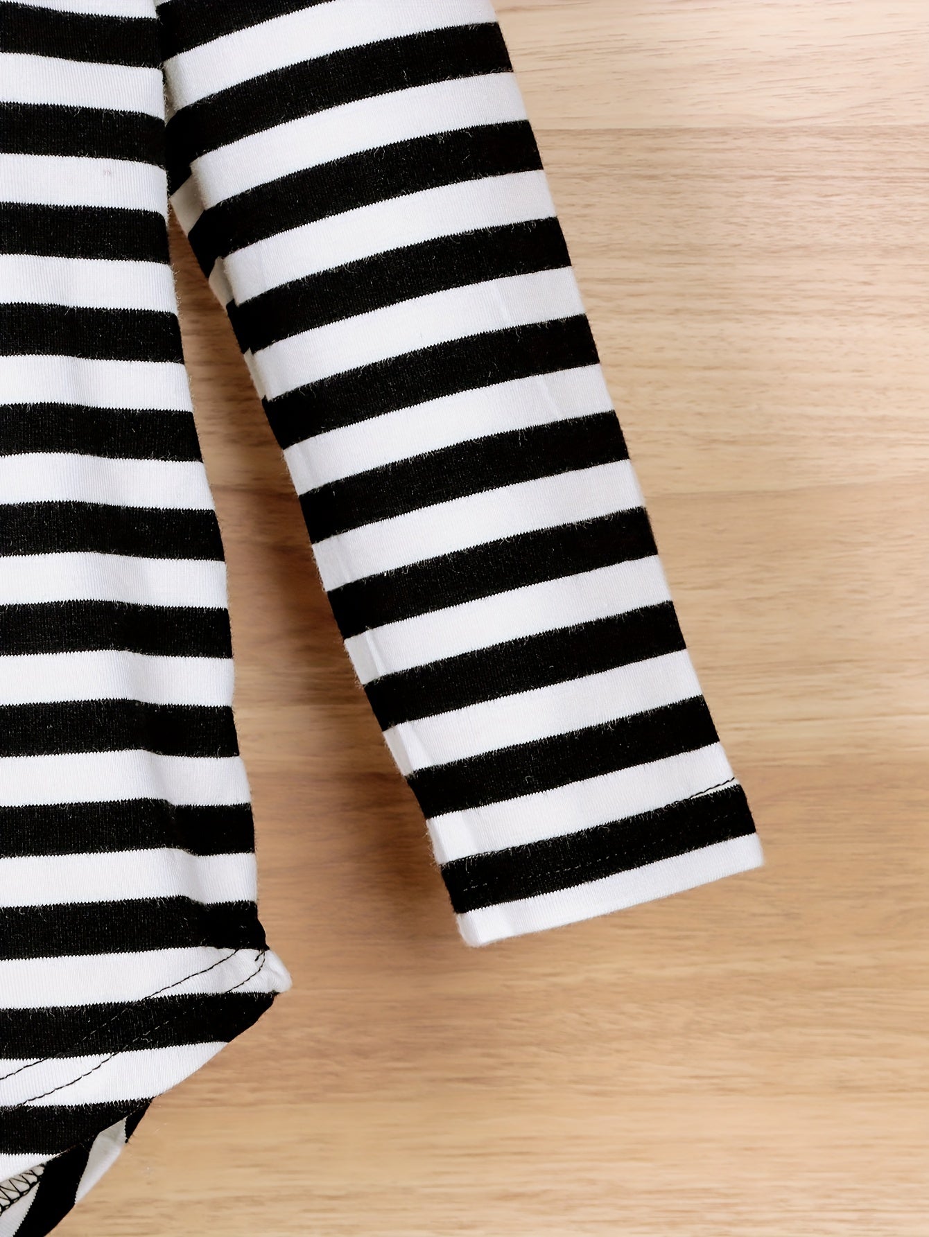 Girls' Striped & Letter Print Hoodie Top