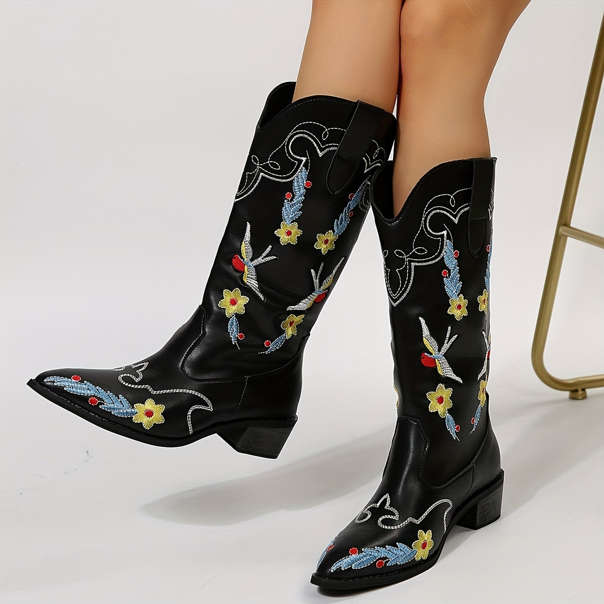 Women's Embroidered Floral Boots Chunky Heel Pointed Toe Faux Leather Shoes
