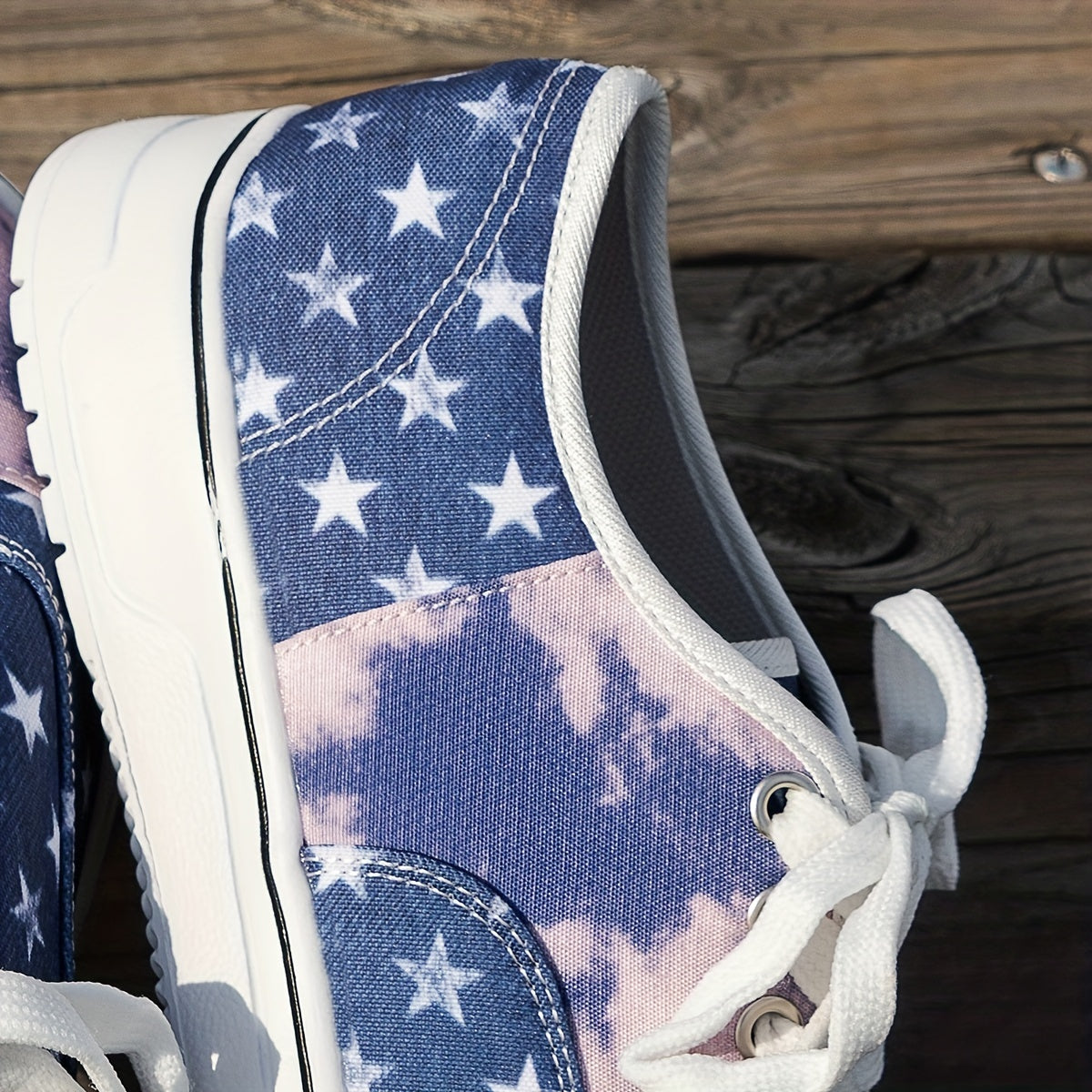 Women's Tie Dye StarPattern Skate Shoes Lightweight Non-Slip Board Shoes