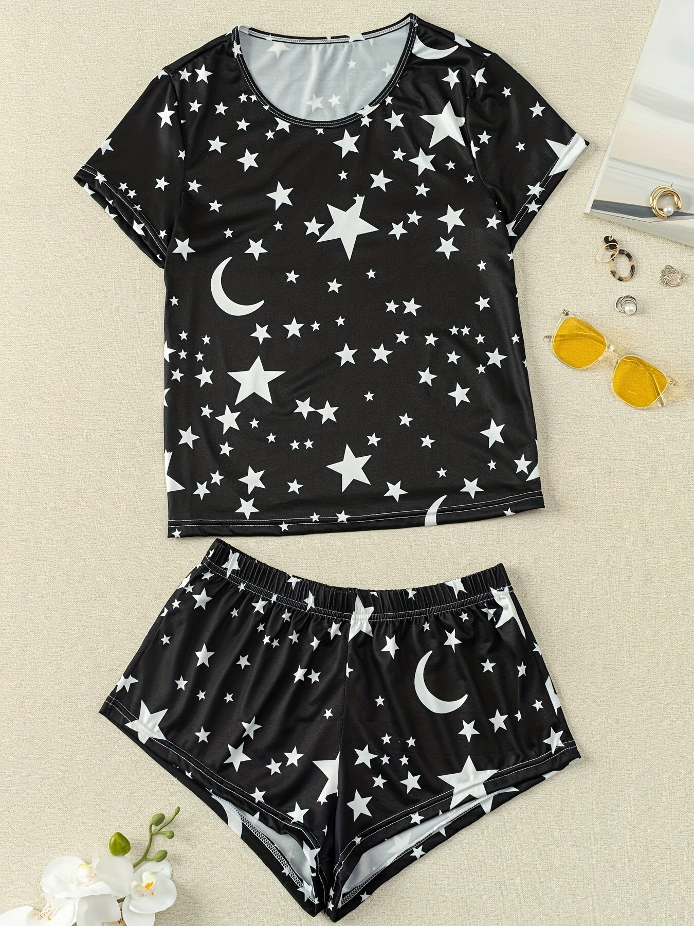 Star Print Pajama Set Short Sleeve Crew Neck Top & Elastic Waistband Shorts