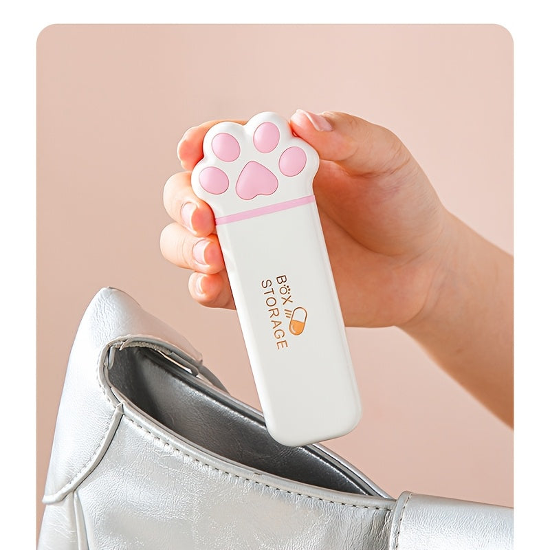 Mini Cat Claw Pill Organizer with 3 Compartments