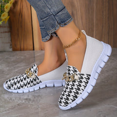 Women's Chain Decor Sneakers Breathable Slip On Shoes