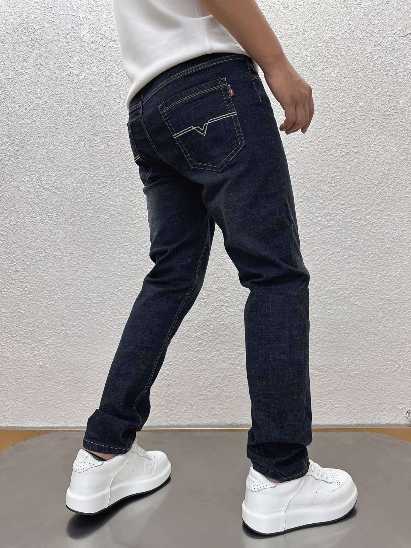 Men's Casual Denim Jeans Slim Fit Stretch Pants