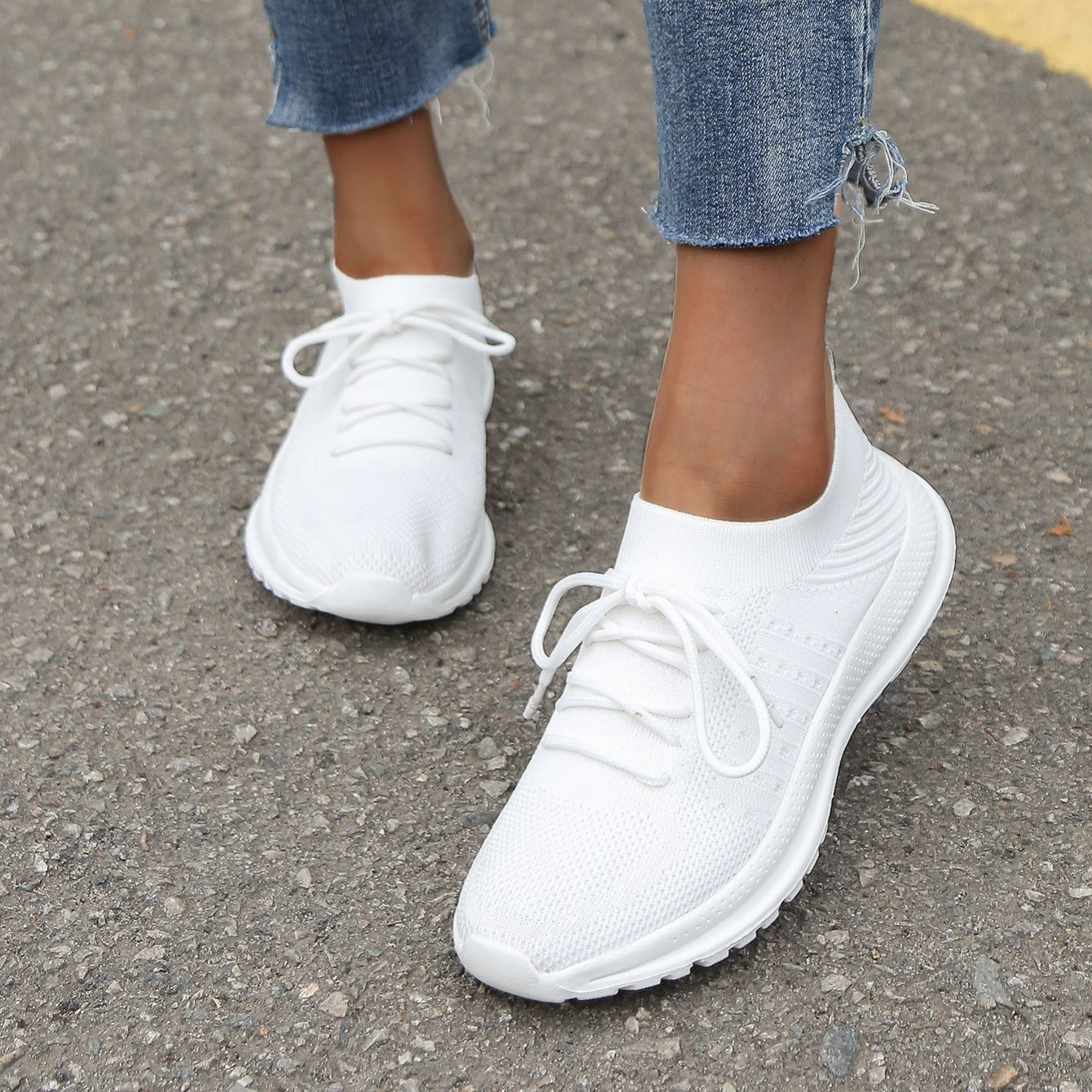 Women's Lightweight Mesh Sneakers Breathable Running Shoes