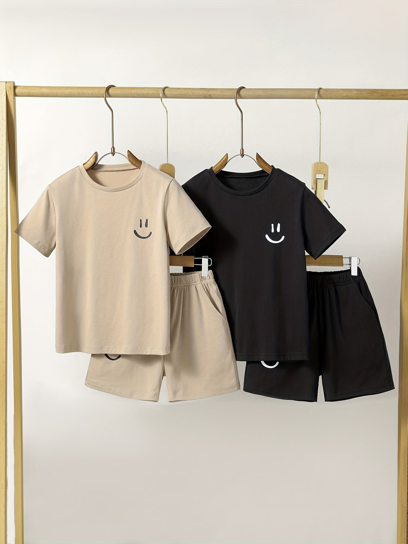 Boy's Happy Face Print T-shirt & Shorts Set for Summer
