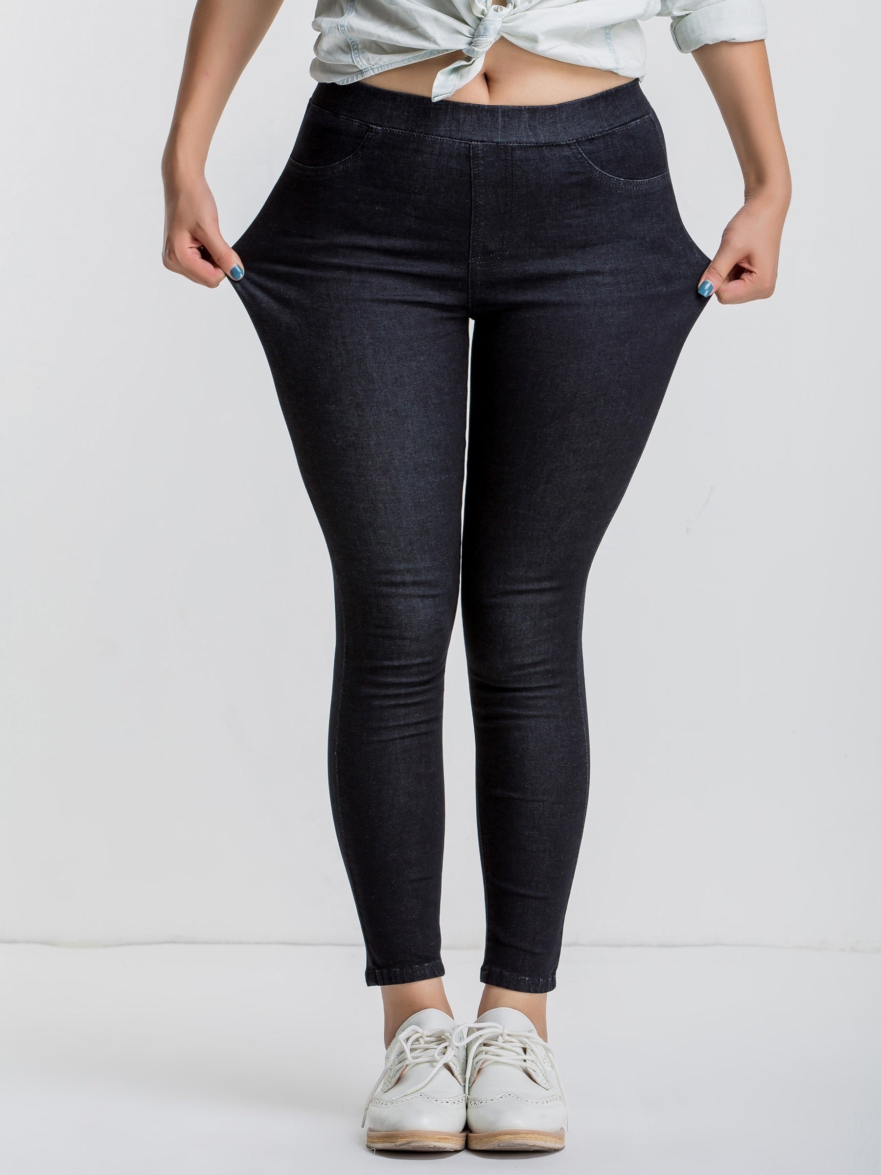 High Rise Skinny Jeans with Pockets
